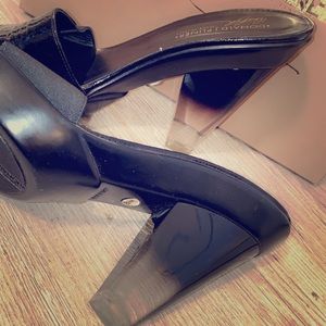 Women’s Donald J Pliner shoes